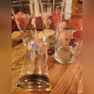 Vintage Pink And Lavender Pansy Floral Tall Drinking Glasses Set Of 4 NWOT